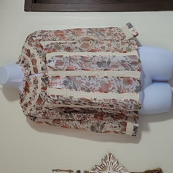 Anthropologie floral Blouse - Picture 1 of 6